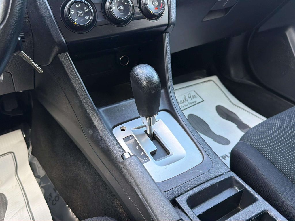 Photo 18 of this SUBARU IMPREZA