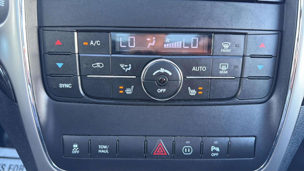 Photo 28 of this JEEP GRAND CHEROKEE