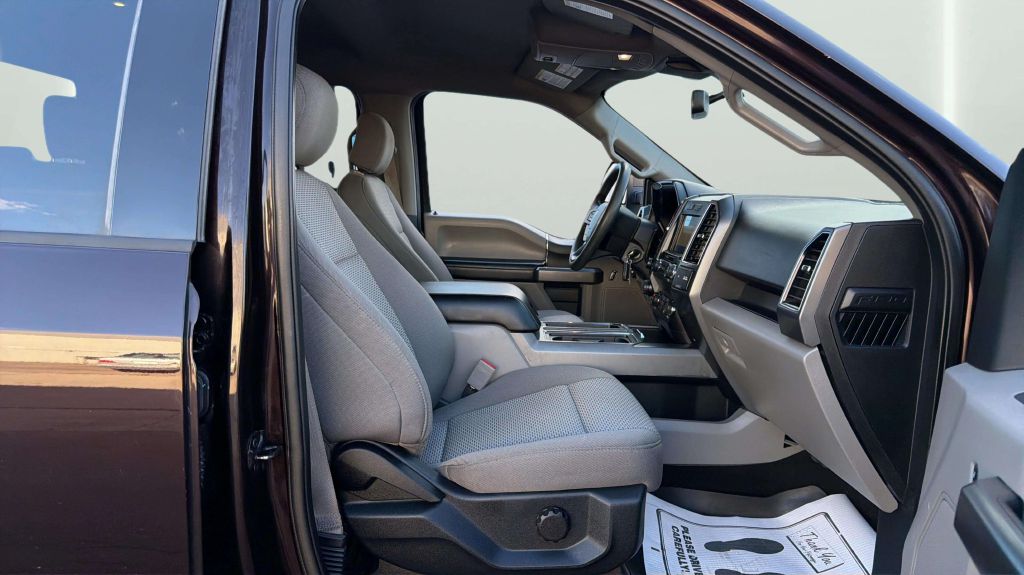 Photo 13 of this FORD F-150