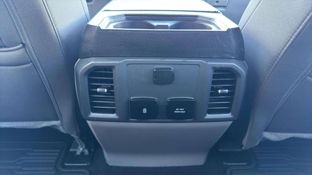 Photo 20 of this FORD F-150