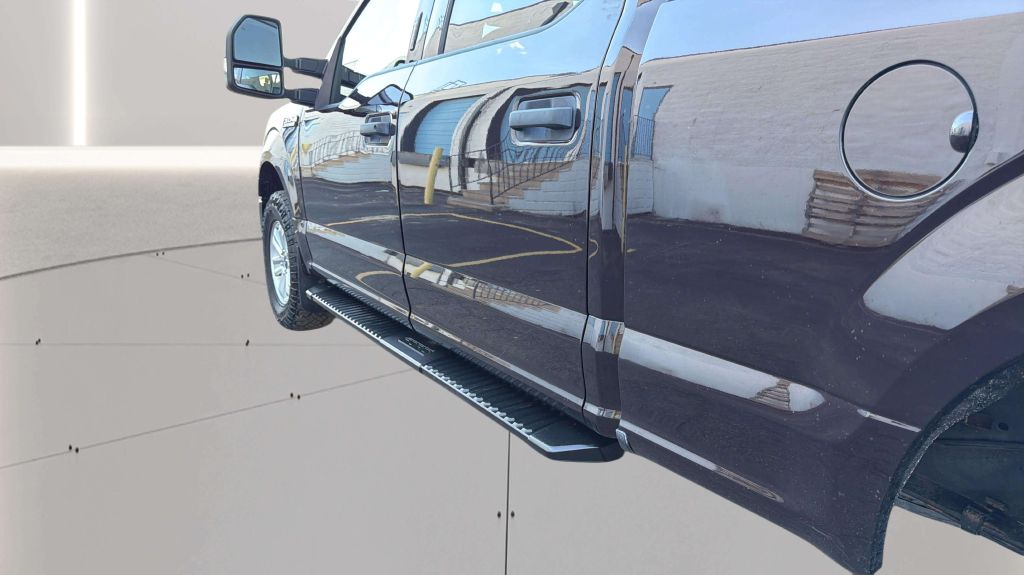 Photo 33 of this FORD F-150
