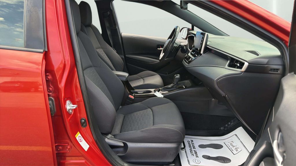 Photo 13 of this TOYOTA COROLLA HATCHBA