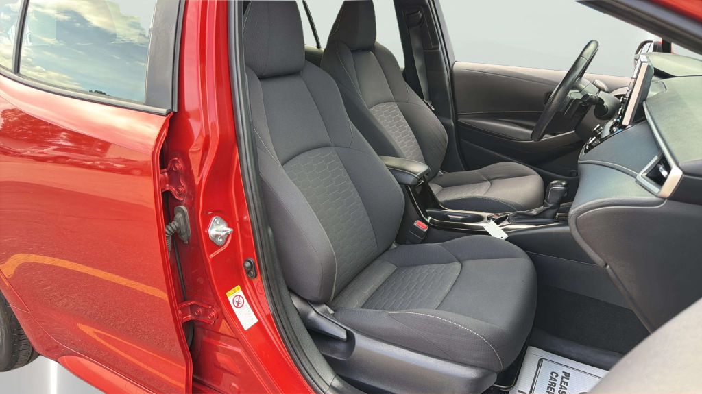 Photo 14 of this TOYOTA COROLLA HATCHBA