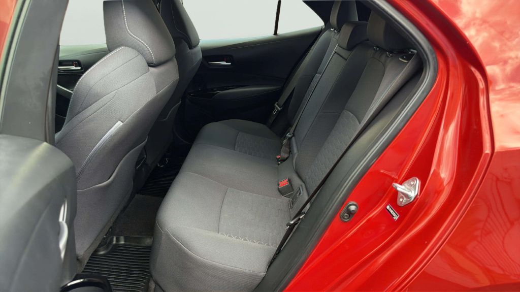 Photo 19 of this TOYOTA COROLLA HATCHBA
