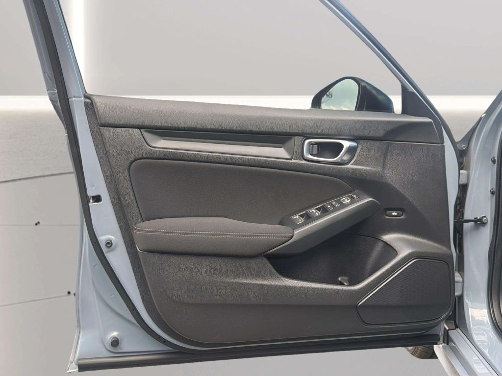 Photo 13 of this HONDA CIVIC