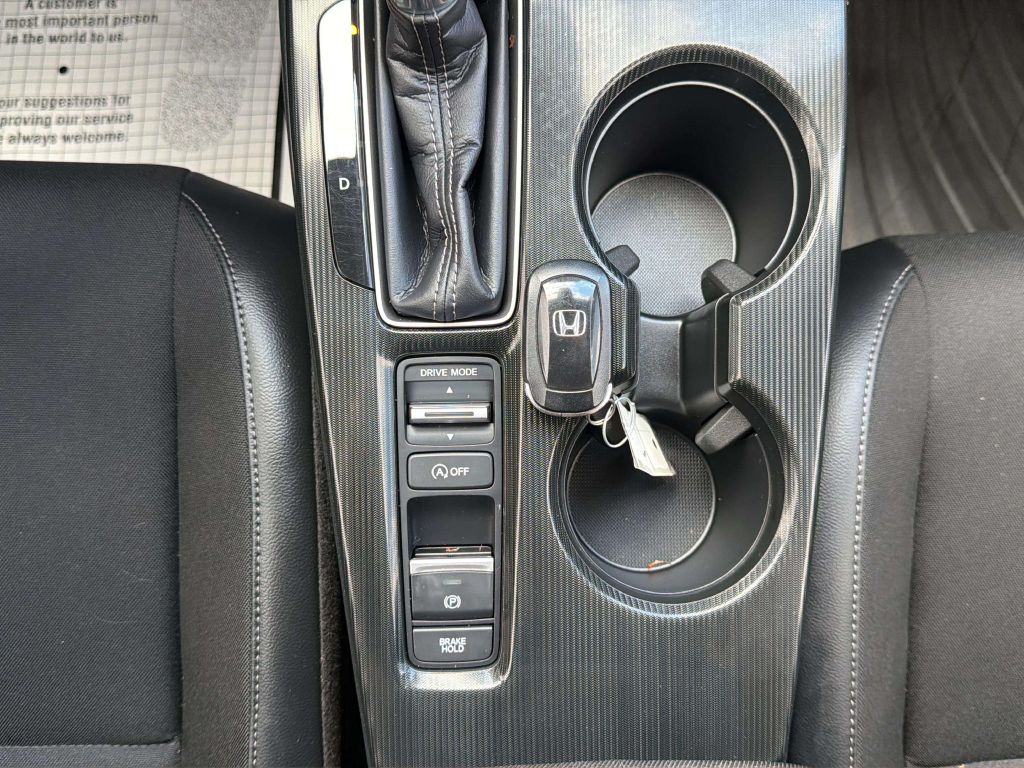 Photo 18 of this HONDA CIVIC