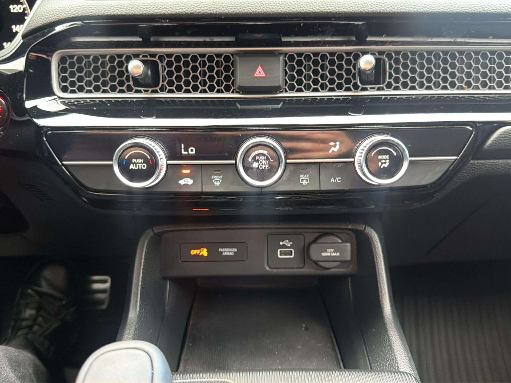 Photo 24 of this HONDA CIVIC