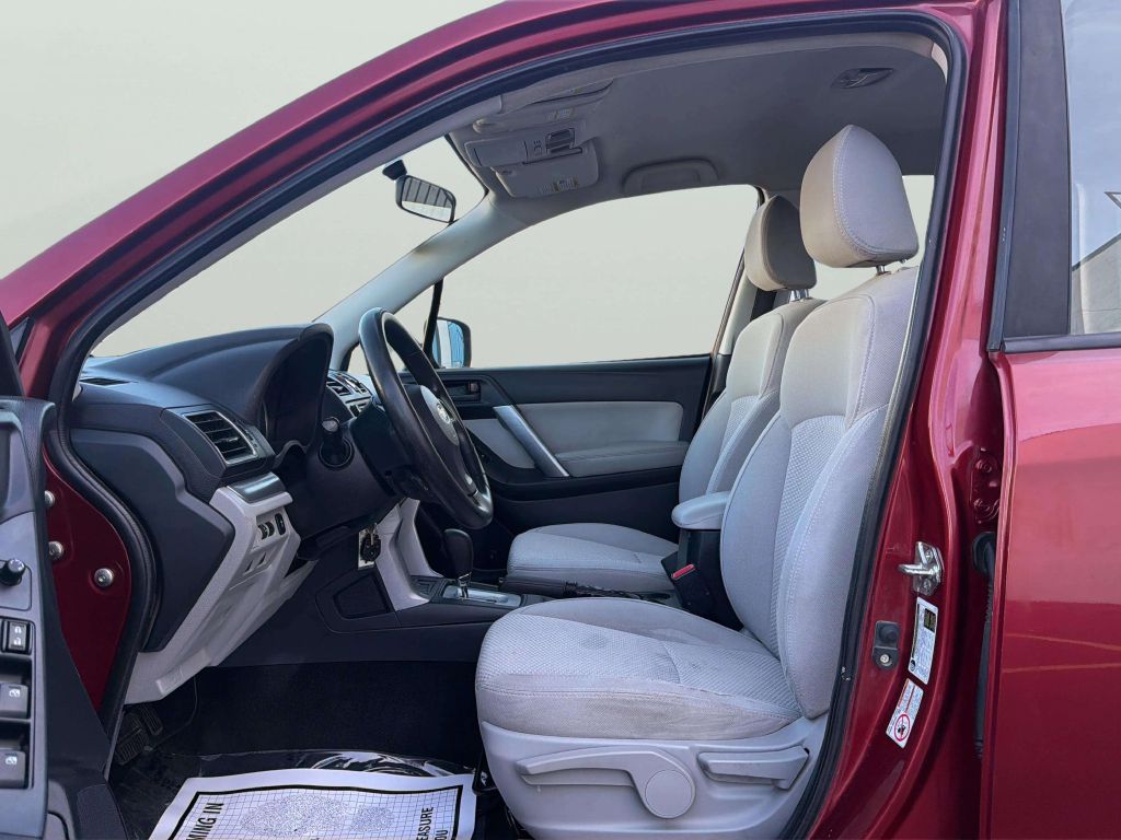 Photo 10 of this SUBARU FORESTER