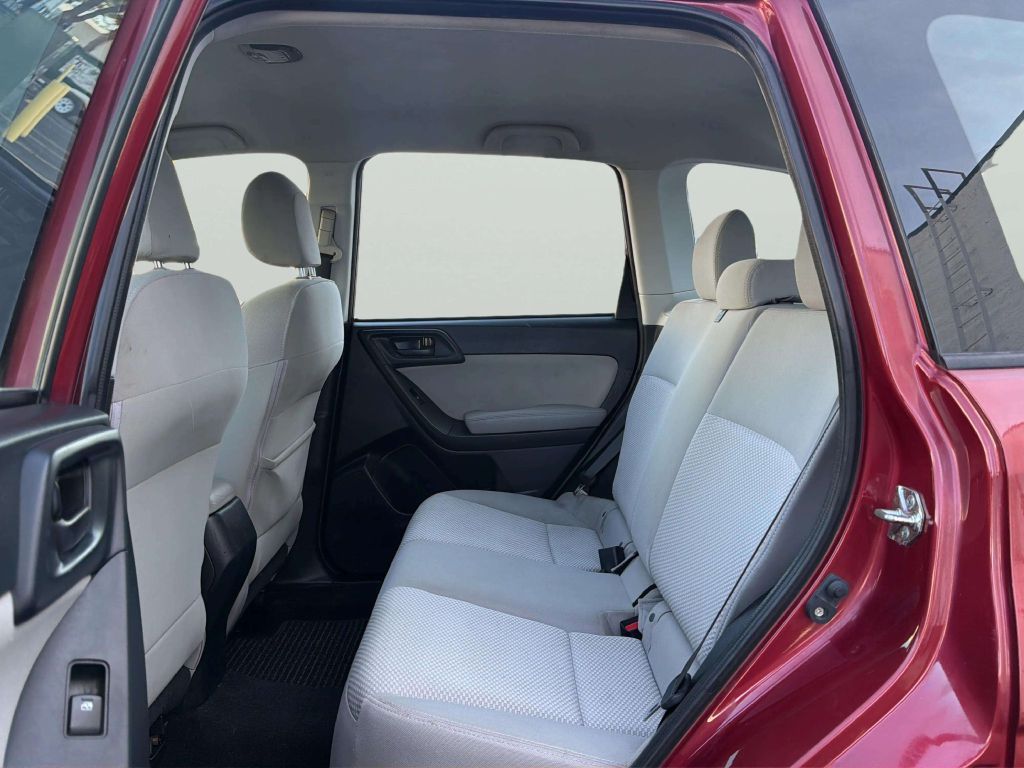 Photo 15 of this SUBARU FORESTER