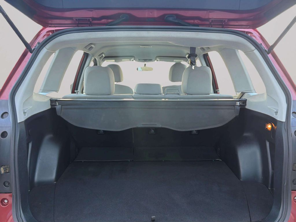 Photo 24 of this SUBARU FORESTER