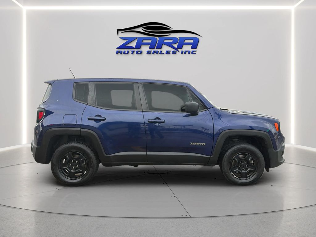 Photo 8 of this JEEP RENEGADE