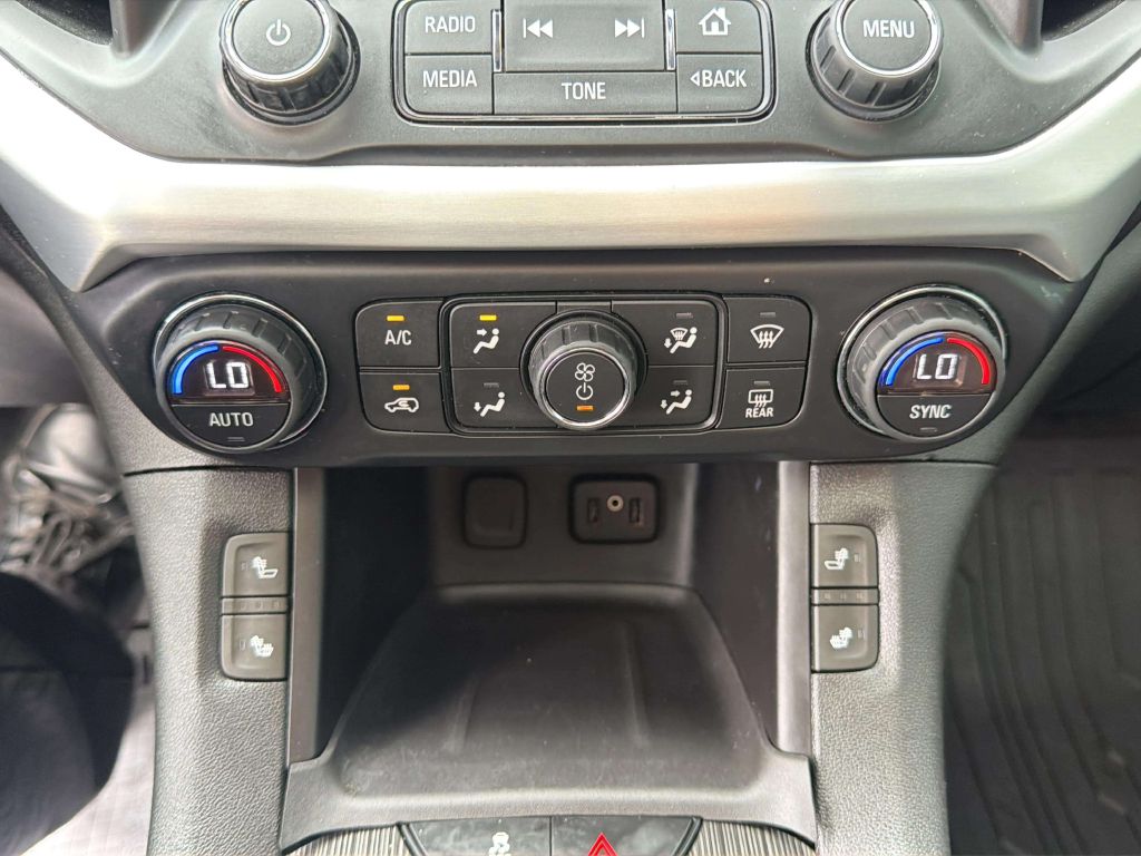 Photo 27 of this GMC ACADIA