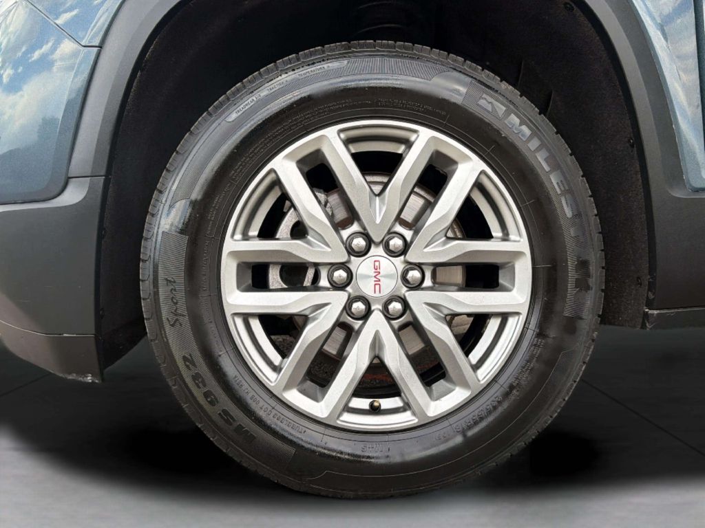 Photo 30 of this GMC ACADIA