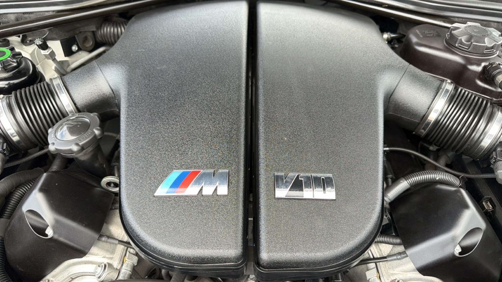 Photo 31 of this BMW M6