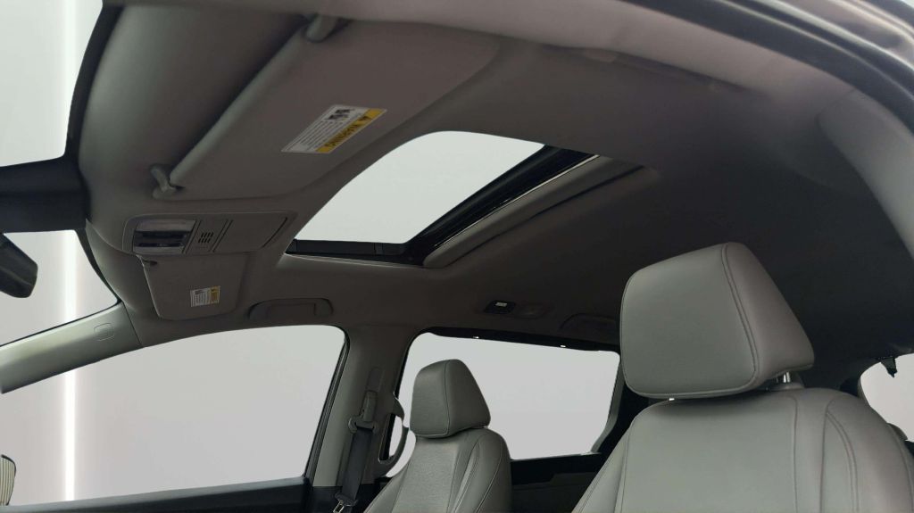 Photo 19 of this HONDA ODYSSEY