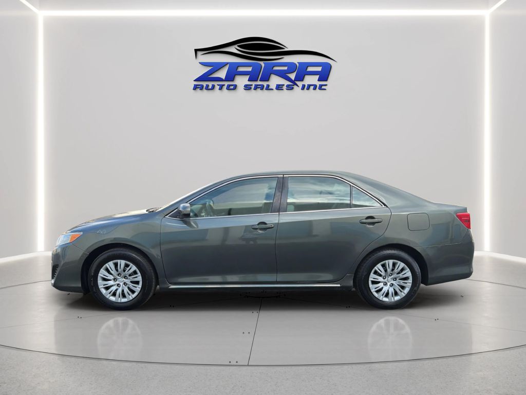 Photo 4 of this TOYOTA CAMRY