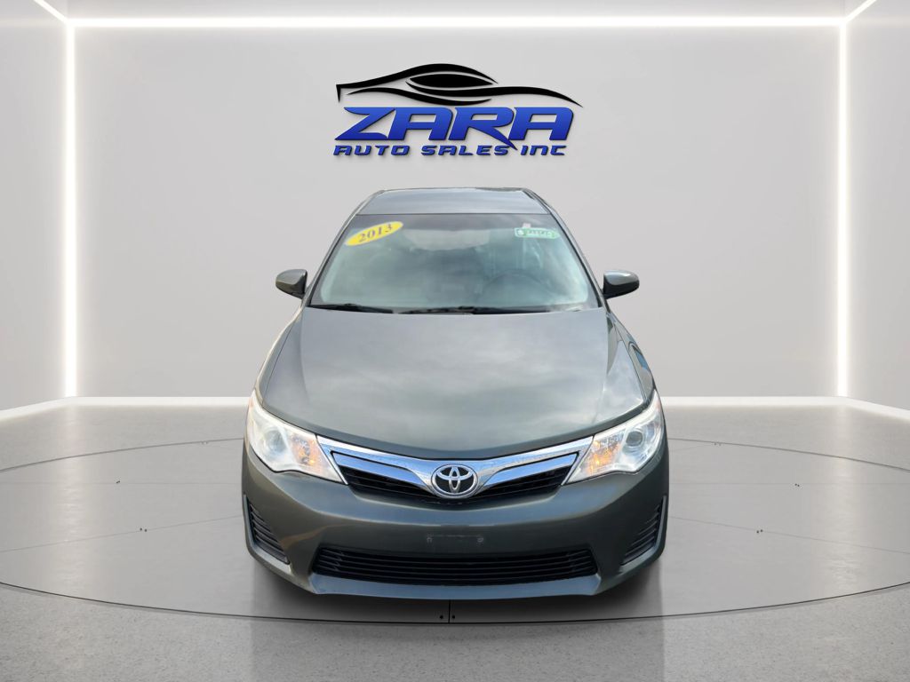 Photo 10 of this TOYOTA CAMRY