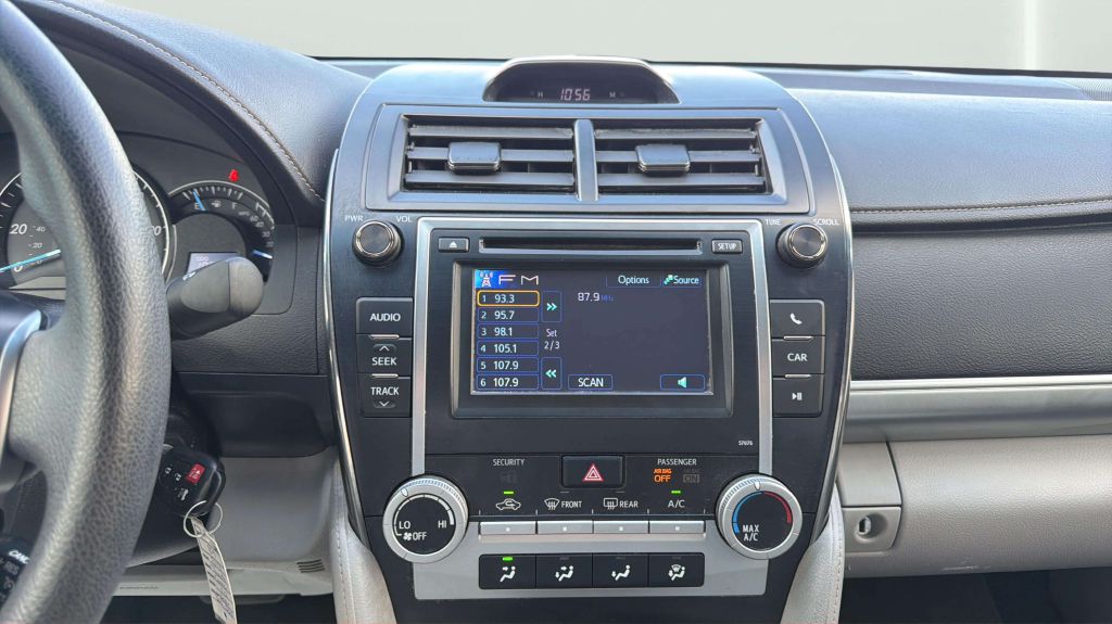 Photo 21 of this TOYOTA CAMRY