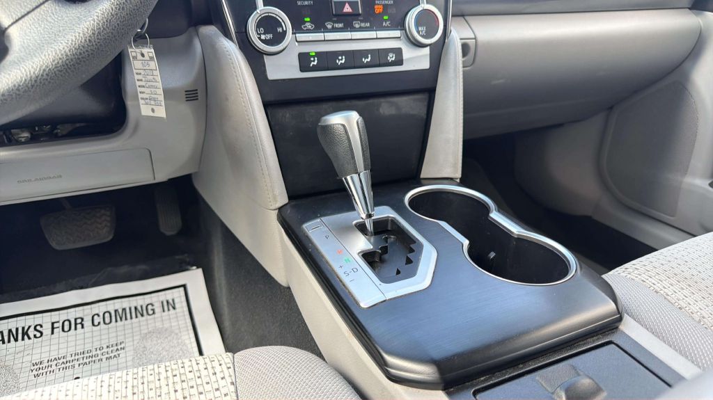 Photo 22 of this TOYOTA CAMRY