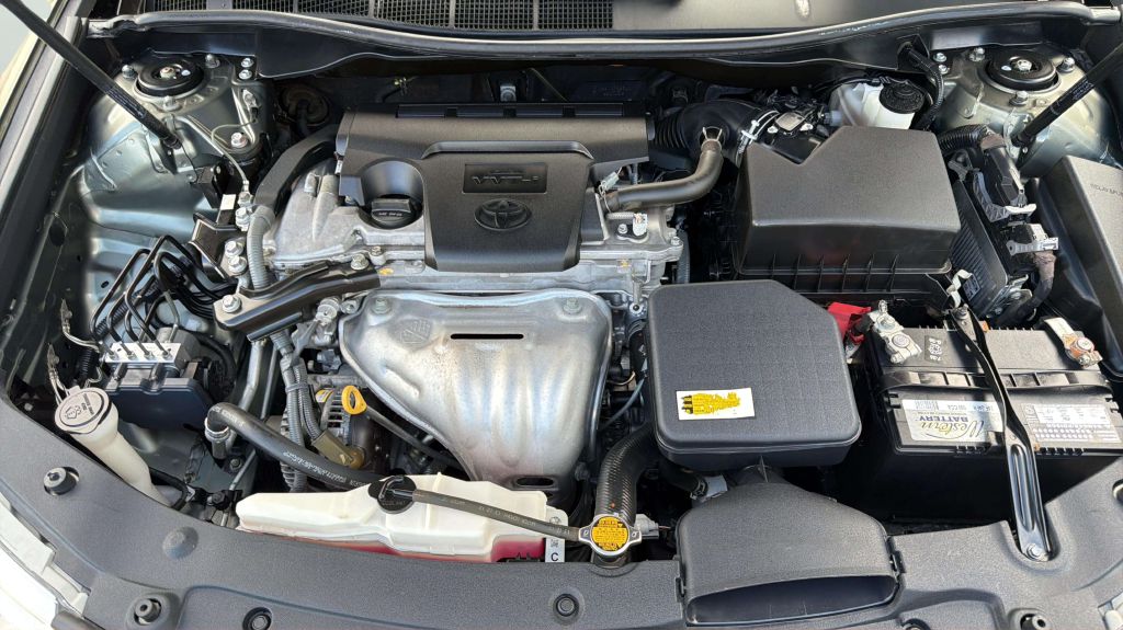 Photo 27 of this TOYOTA CAMRY