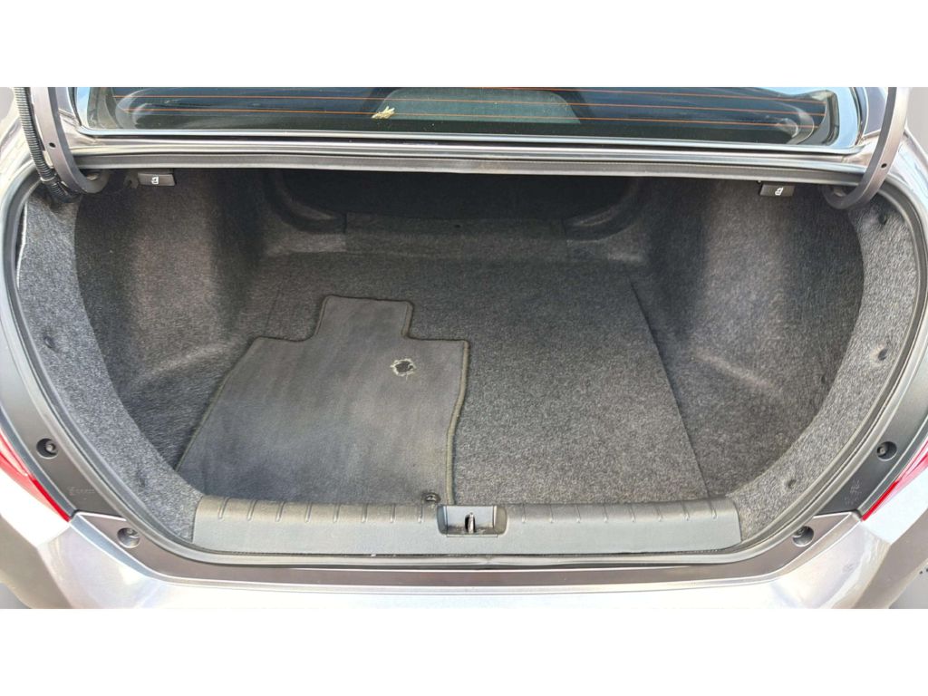Photo 34 of this HONDA CIVIC