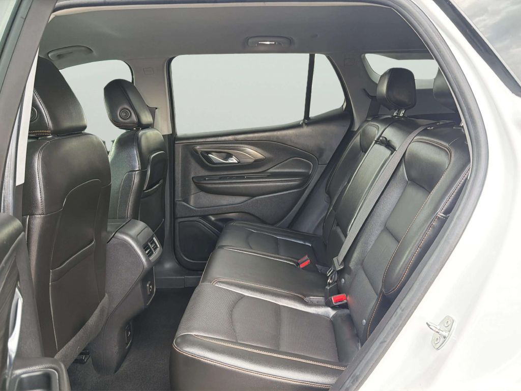 Photo 15 of this GMC TERRAIN