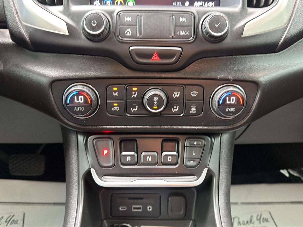 Photo 19 of this GMC TERRAIN