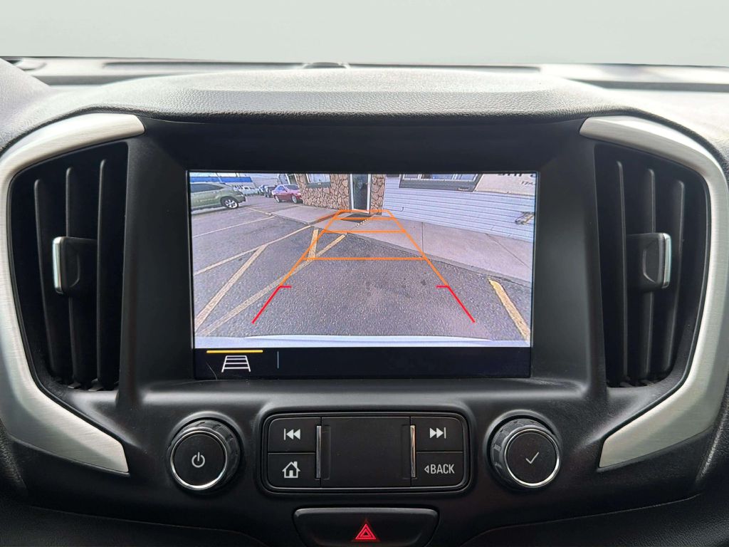 Photo 26 of this GMC TERRAIN