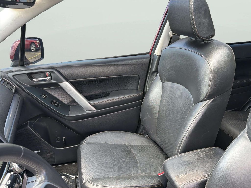 Photo 12 of this SUBARU FORESTER