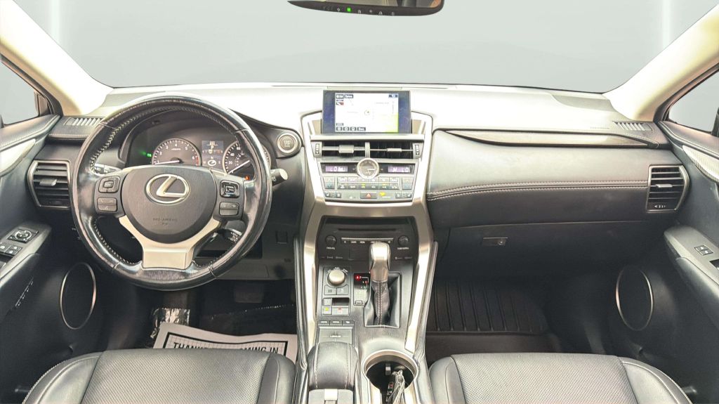 Photo 21 of this LEXUS NX 200T