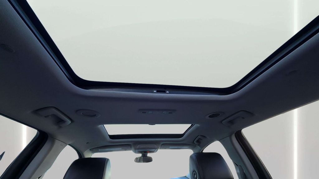 Photo 23 of this GMC ACADIA