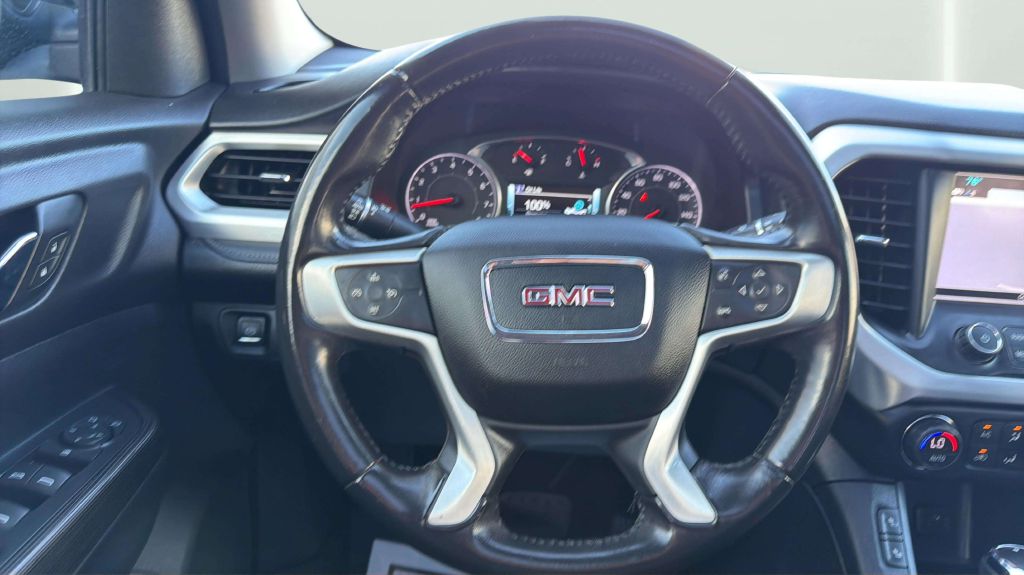 Photo 26 of this GMC ACADIA