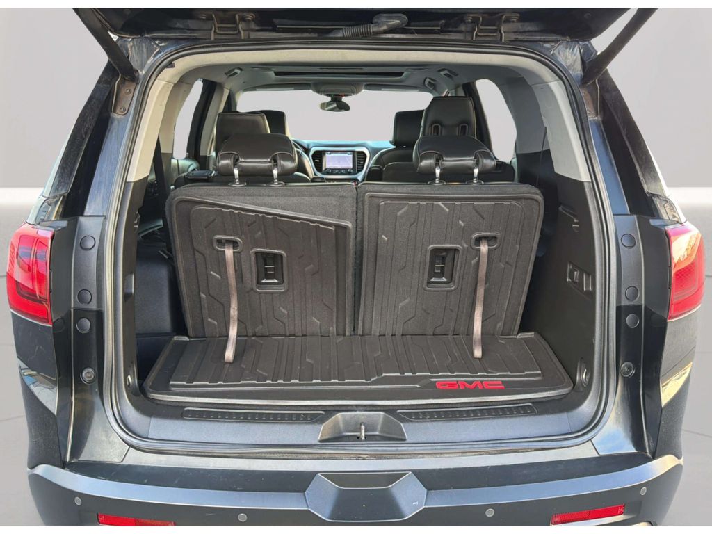 Photo 34 of this GMC ACADIA