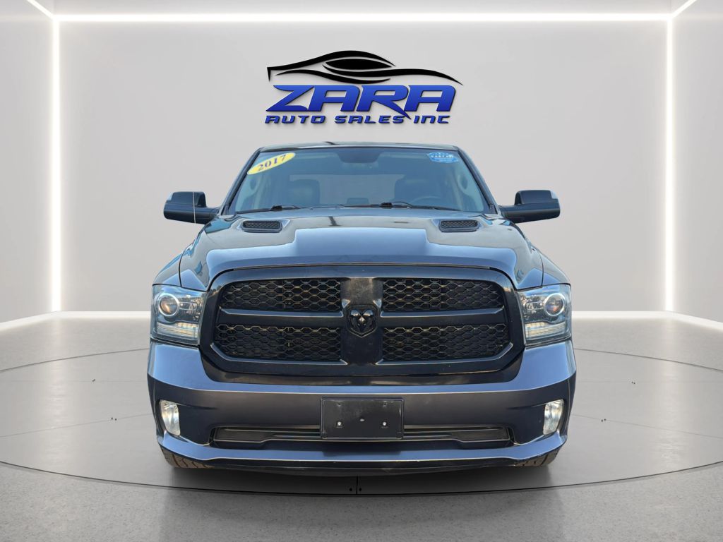 Photo 2 of this RAM 1500