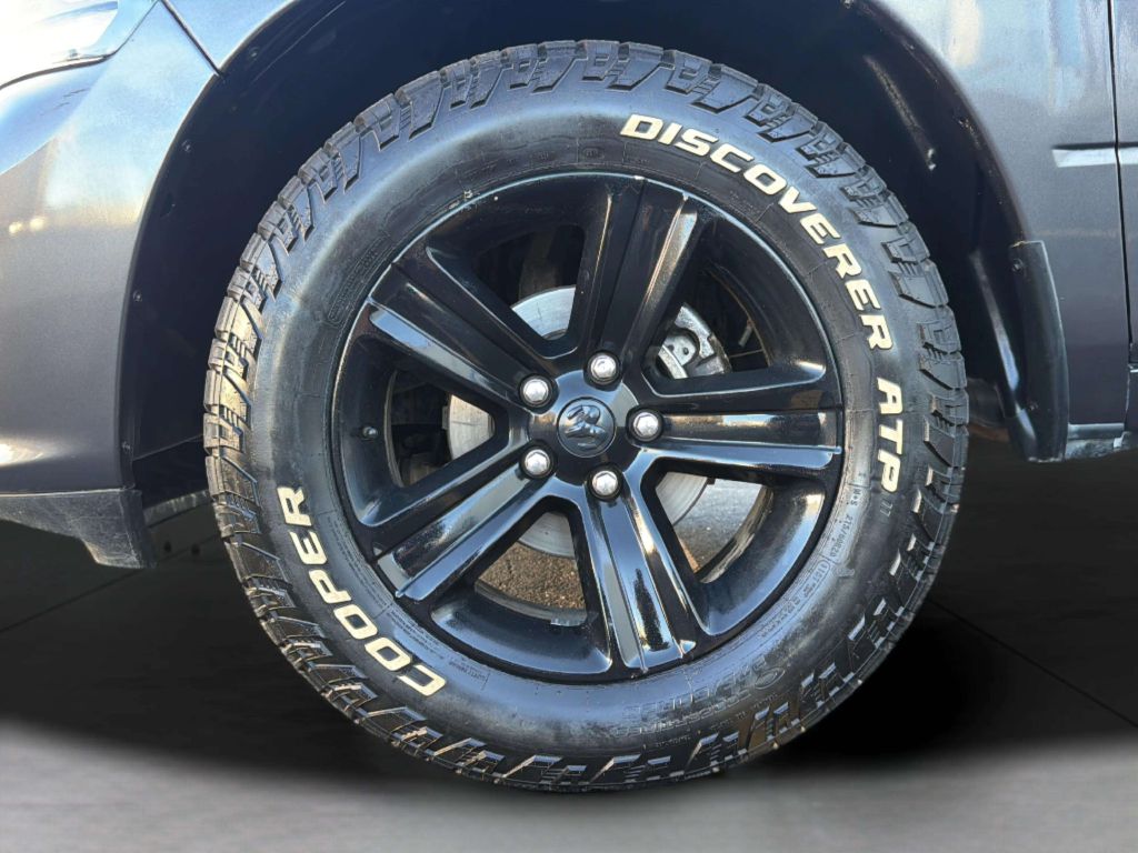 Photo 26 of this RAM 1500