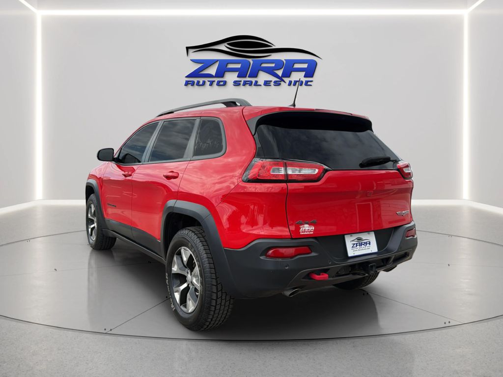 Photo 5 of this JEEP CHEROKEE