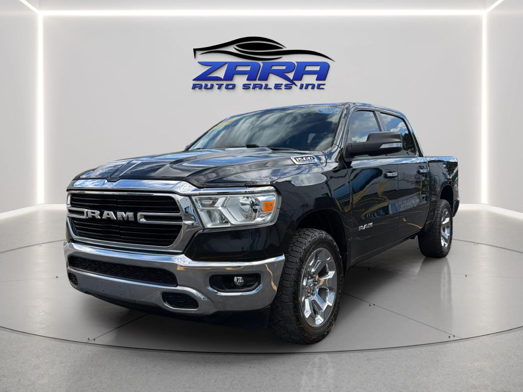 Photo 3 of this RAM 1500