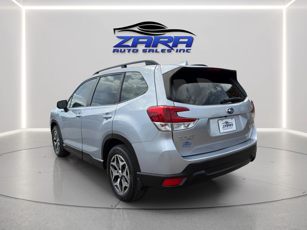 Photo 5 of this SUBARU FORESTER