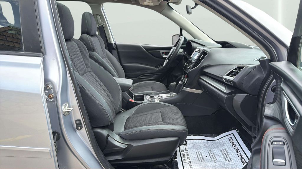 Photo 13 of this SUBARU FORESTER