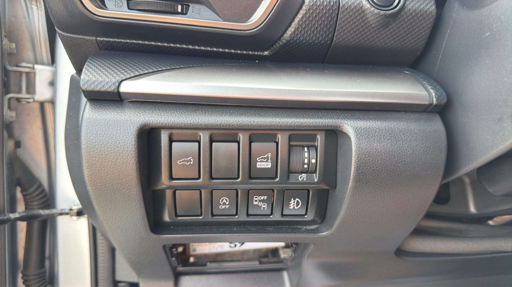Photo 28 of this SUBARU FORESTER