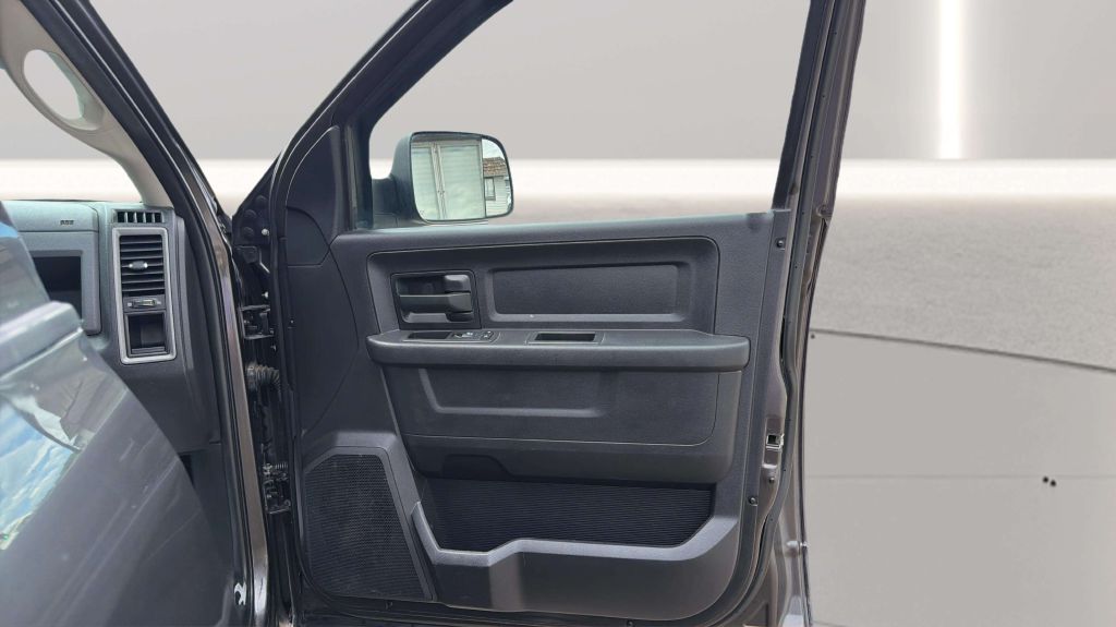 Photo 16 of this RAM 2500