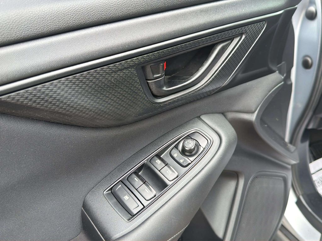 Photo 15 of this SUBARU OUTBACK