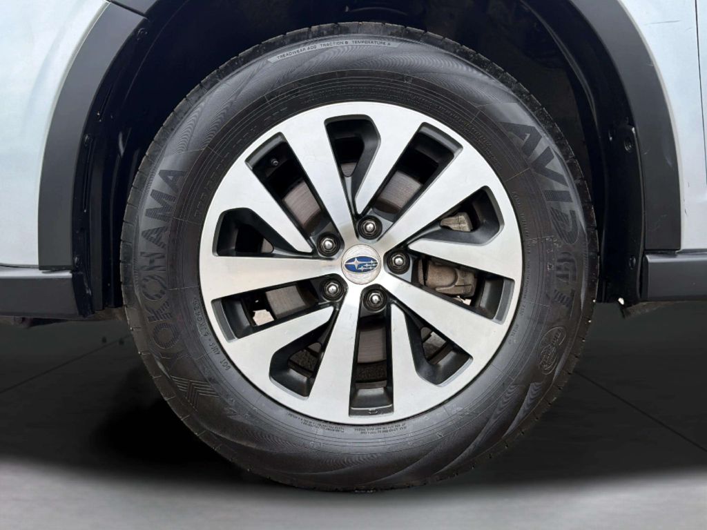 Photo 28 of this SUBARU OUTBACK