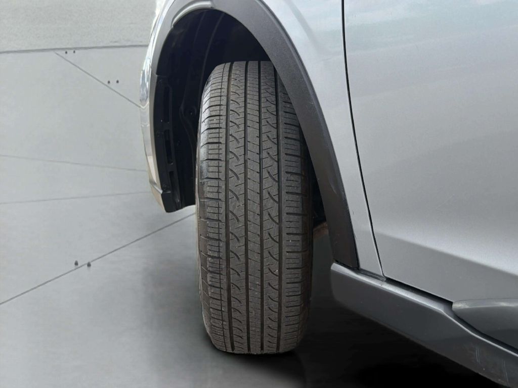 Photo 29 of this SUBARU OUTBACK
