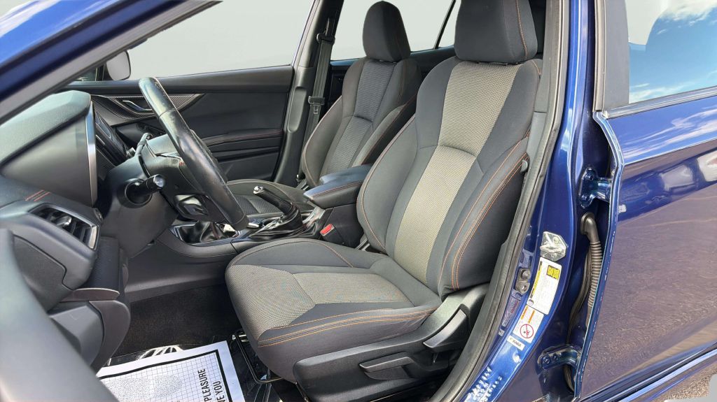 Photo 12 of this SUBARU IMPREZA
