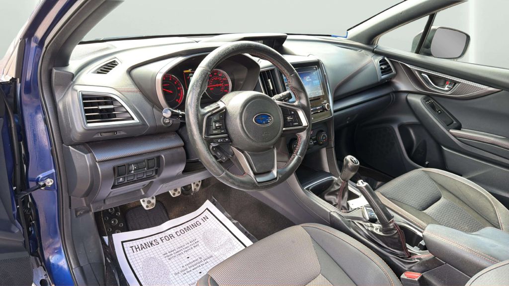 Photo 17 of this SUBARU IMPREZA