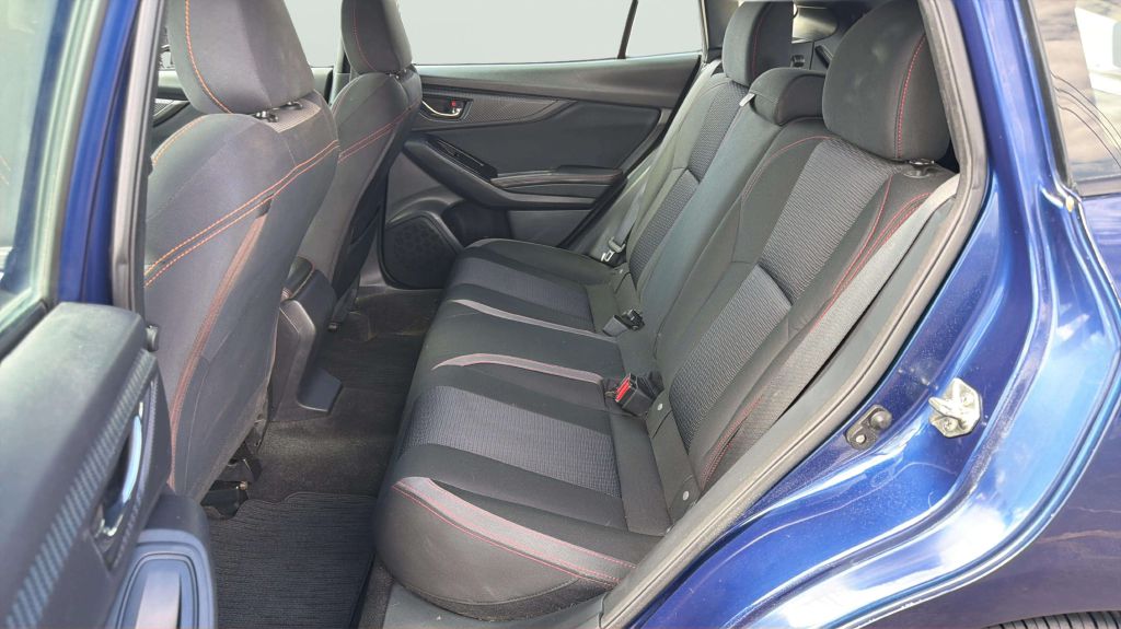 Photo 19 of this SUBARU IMPREZA