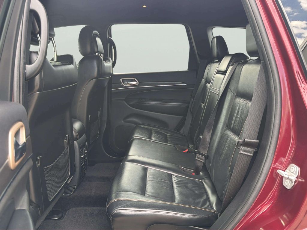 Photo 16 of this JEEP GRAND CHEROKEE