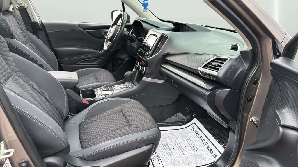 Photo 15 of this SUBARU FORESTER