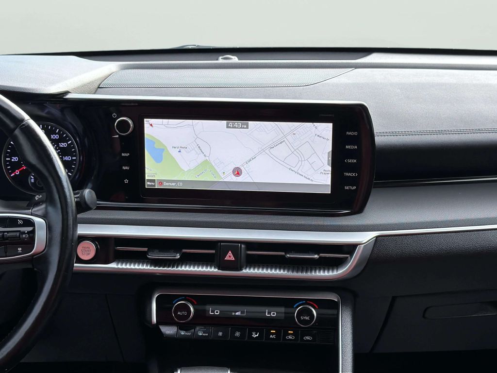 Photo 21 of this KIA K5